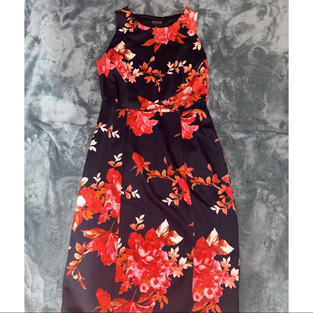 Navy Floral maxi pencil dress